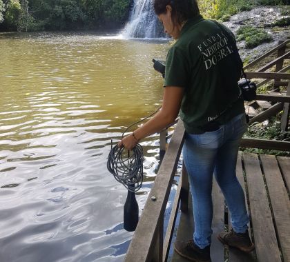 Fundação Neotrópica monitora água do rio Mimoso em Bonito