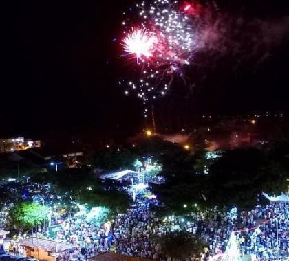 Show da virada começa nesta segunda na Praça da Liberdade, em Bonito