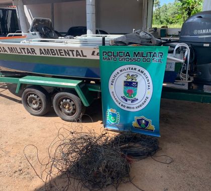 Anzóis e espinheis são apreendidos em Miranda durante a piracema