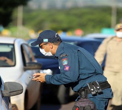 Barreiras sanitárias contra coronavírus ajudam a conter Covid-19 em MS e reforço chega a Guia Lopes