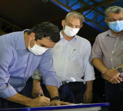 Governo anuncia reforma de hospital e assina obras de pavimentação em Nioaque