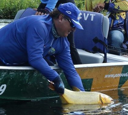 Polo de pesca, Corumbá adota pesque-solte e abre temporada com alta procura por pacotes