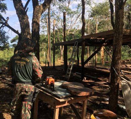 Empresário é multado por construção irregular de casa em área de mata ciliar em Bonito