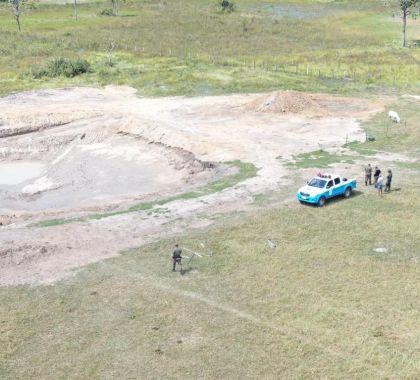 Construção de tanques de piscicultura degrada mata ciliar em propriedade rural em Aquidauana