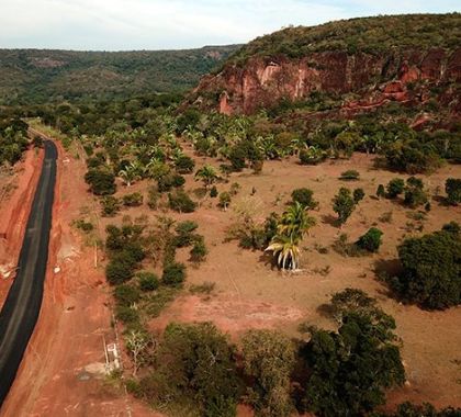 Estado pavimenta último trecho da Estrada Ecológica e projeta sítios arqueológicos como atrativos turísticos