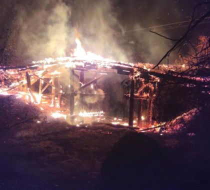 Bombeiros e PMA investigam pontes destruídas pelo fogo no Pantanal