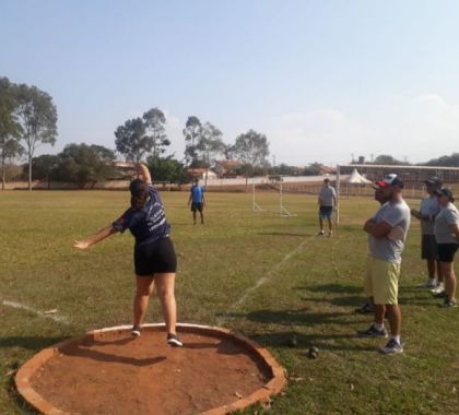 Estádio Municipal recebe jogos escolares em Bonito